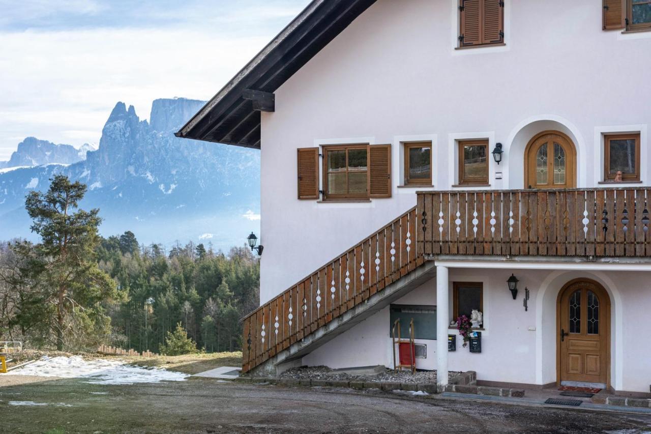 Alpin Farm Linde - Oberweidacherhof Collalbo Exterior photo